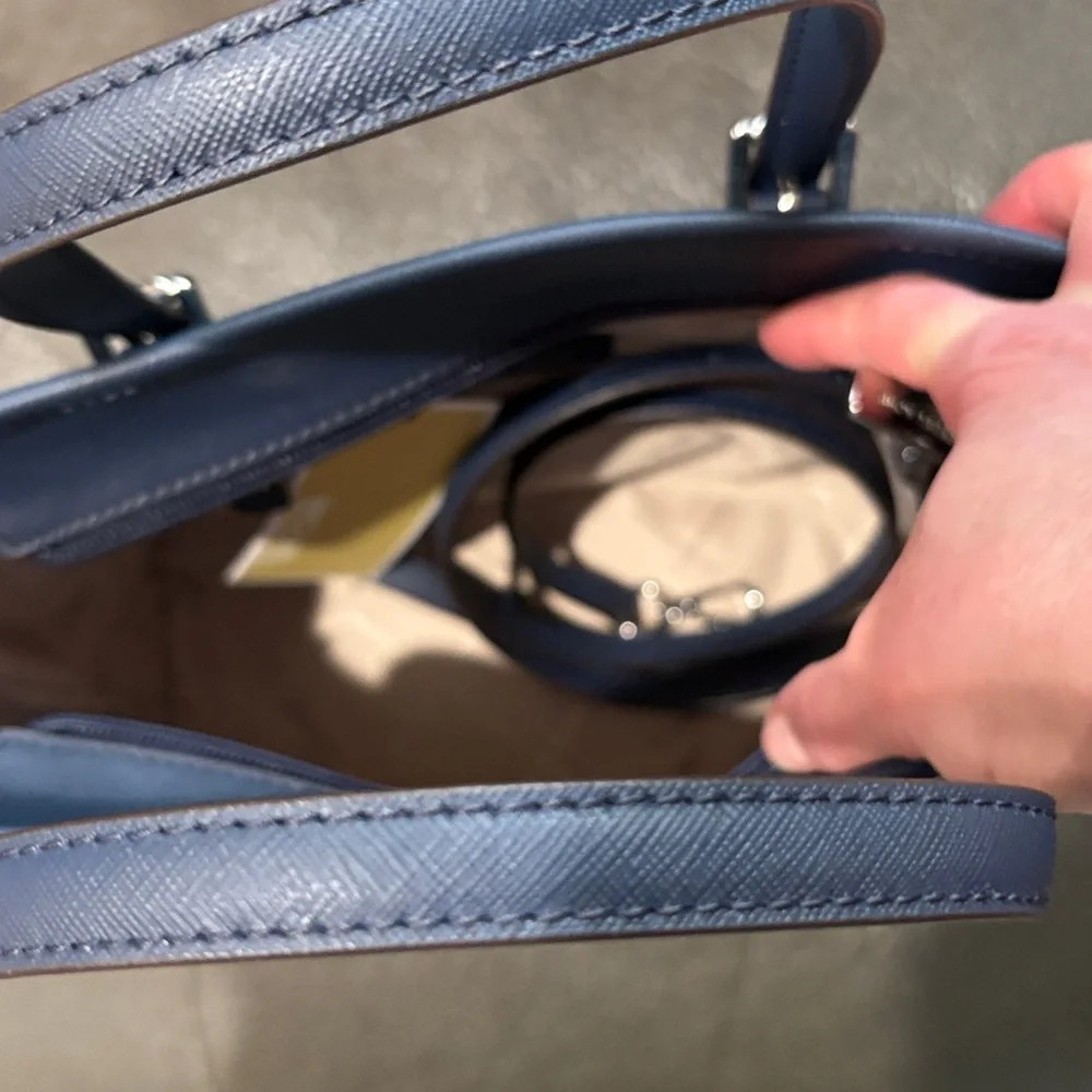 Michael kors jet set travel navy tote